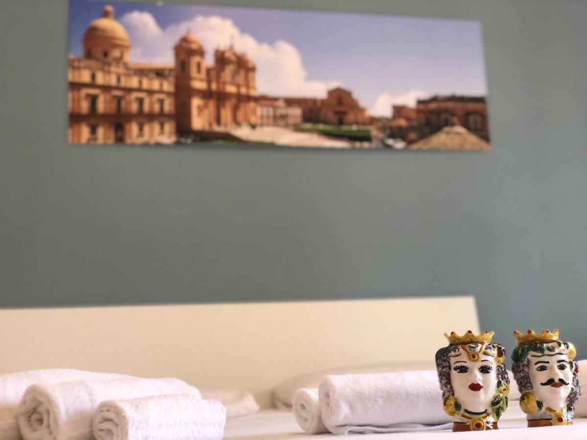 La Madonnina Bed & Breakfast Noto Exterior photo